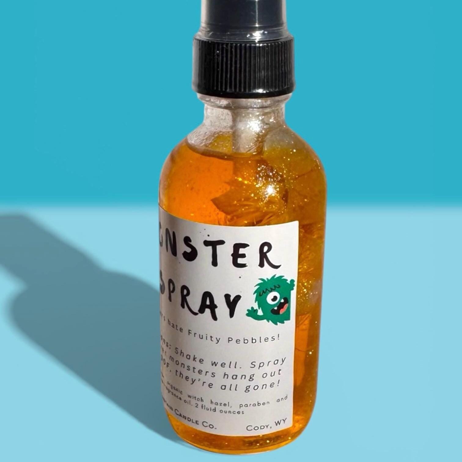 child comfort spray for fear anxiety calming bedtime routine room spray for kids supporting emotional regulation confidence and reassurance helping children feel calm safe and secure at night or during stressful moments including bedtime travel transitions or unfamiliar environments creating a comforting ritual parents rely on for reducing fear stress and emotional tension