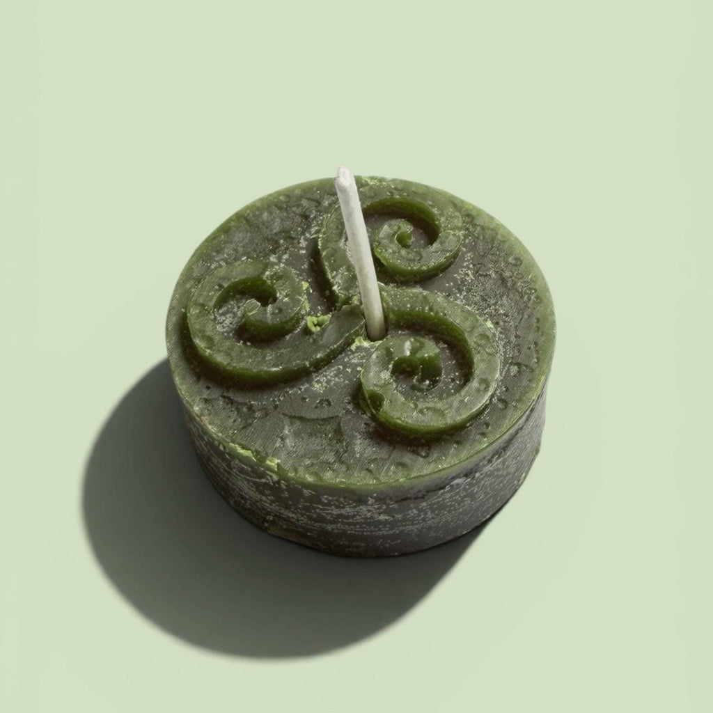 green altar candle manifestation candle beeswax ritual candle for abundance prosperity money growth small candle meditation candle focus candle handmade beeswax candle intention setting candle spiritual energy candle for financial growth success opportunity